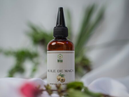 Huile de maca pour les peaux de mûres