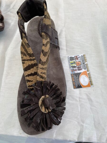 CHAUSSURE