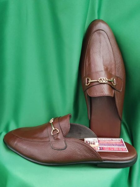 CHAUSSURE